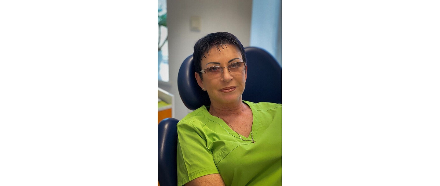 Angela Jakovicka doctor-dentist