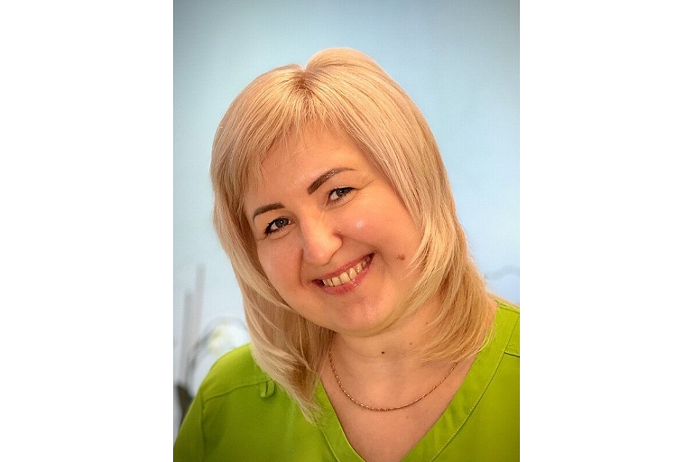 Эвита Видава ассистент стоматолога