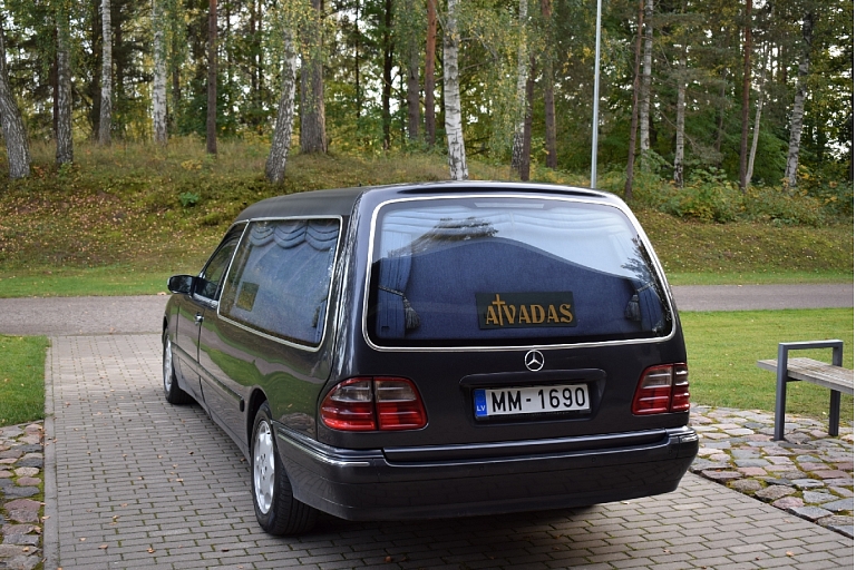 Apbedīšanas birojs Atvadas