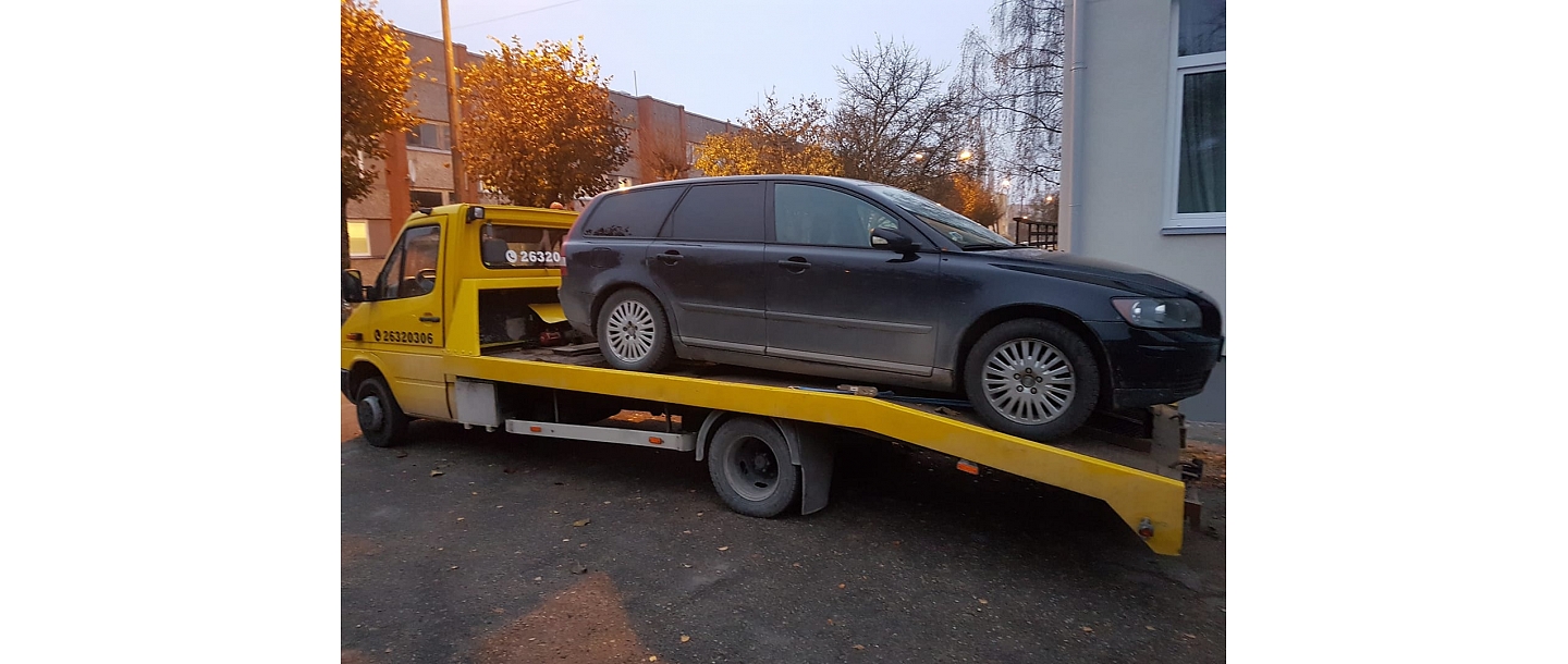 Auto evakuācijas serviss. Cēsis