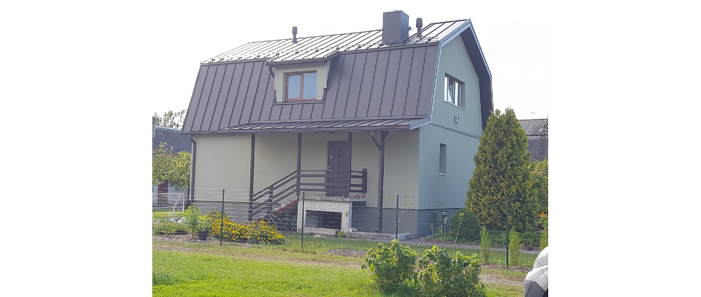 Jumta logu montāža