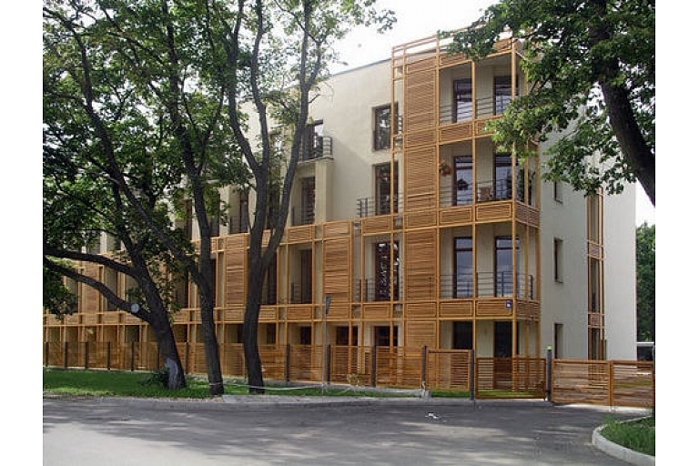 Daudzdzīvokļu māja EH Arhitekti