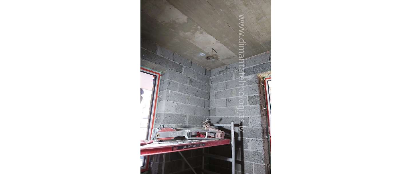 Dimanta zāģēšana