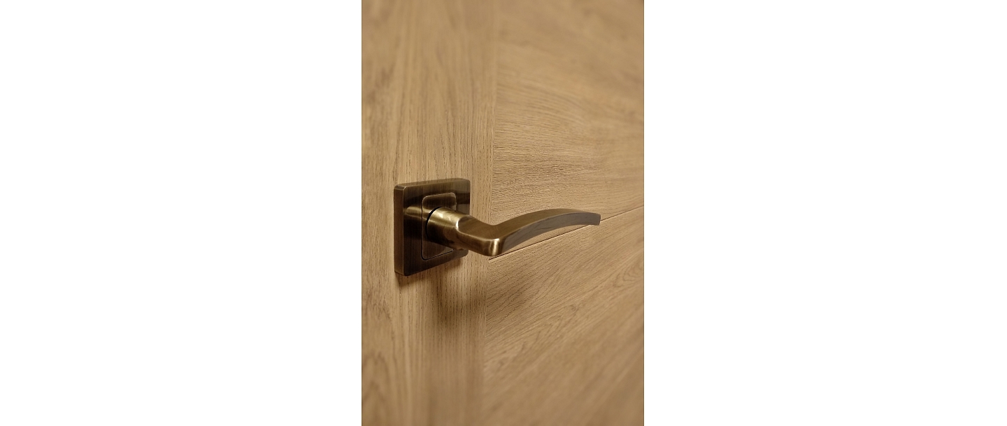 Door handle ELIKA