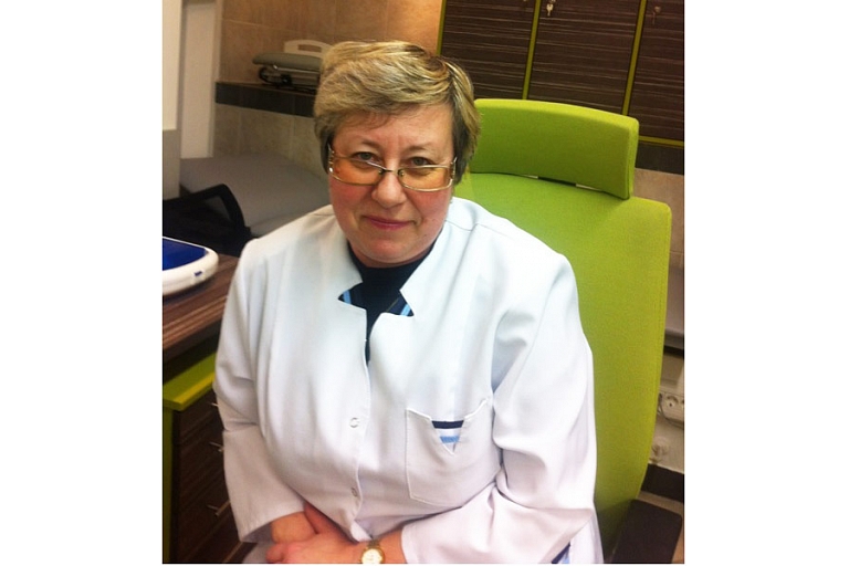Dr. Элина Менисе, врач профессионального здоровья и профессиональных заболеваний