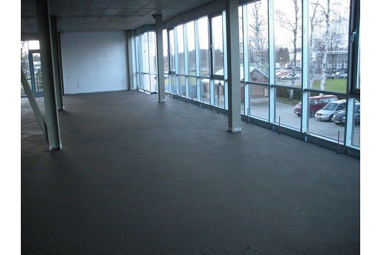 Estrich floor installation