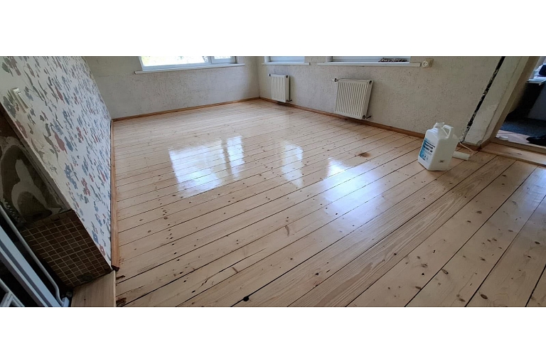 floor equipment rental