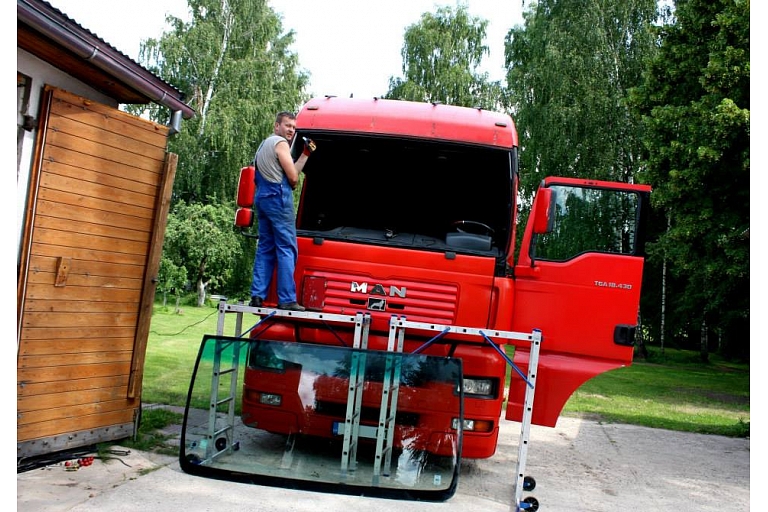 glass repair