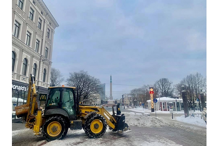 Heavy equipment rent
