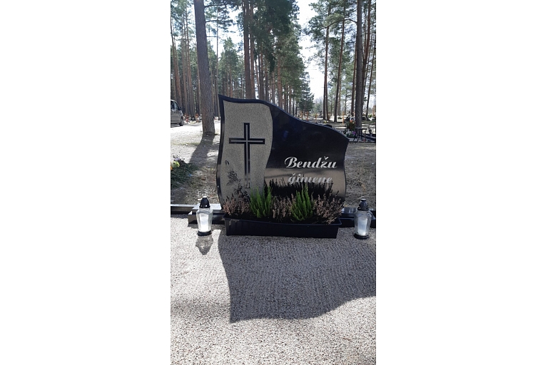 kapakmeņi Jūrmalā