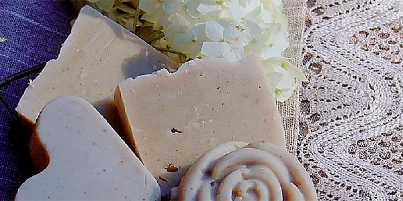 Olive oil and goat milk soap for beauty care, Eco product
