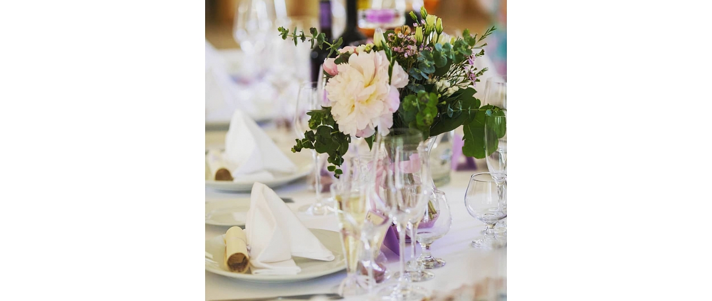 Kāzu florists Zelta zieds