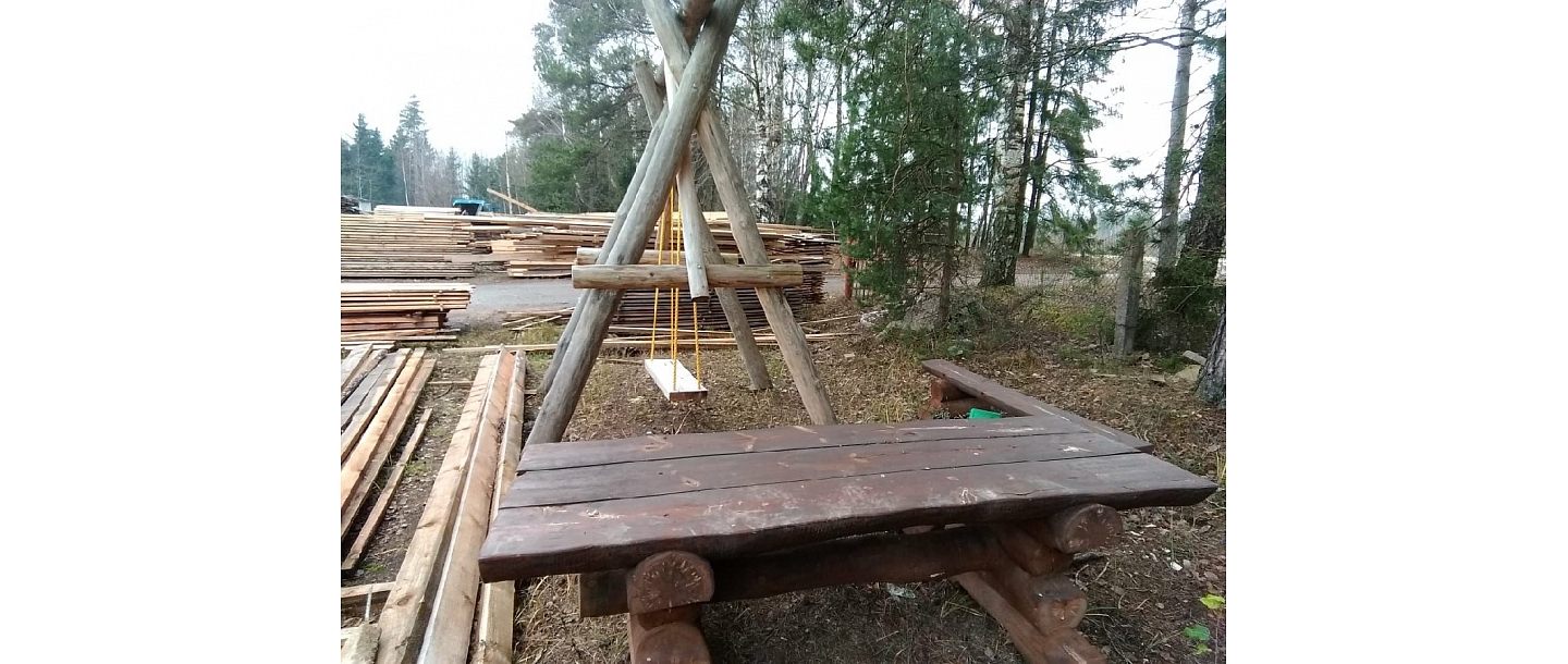 Koka dārza mēbeles