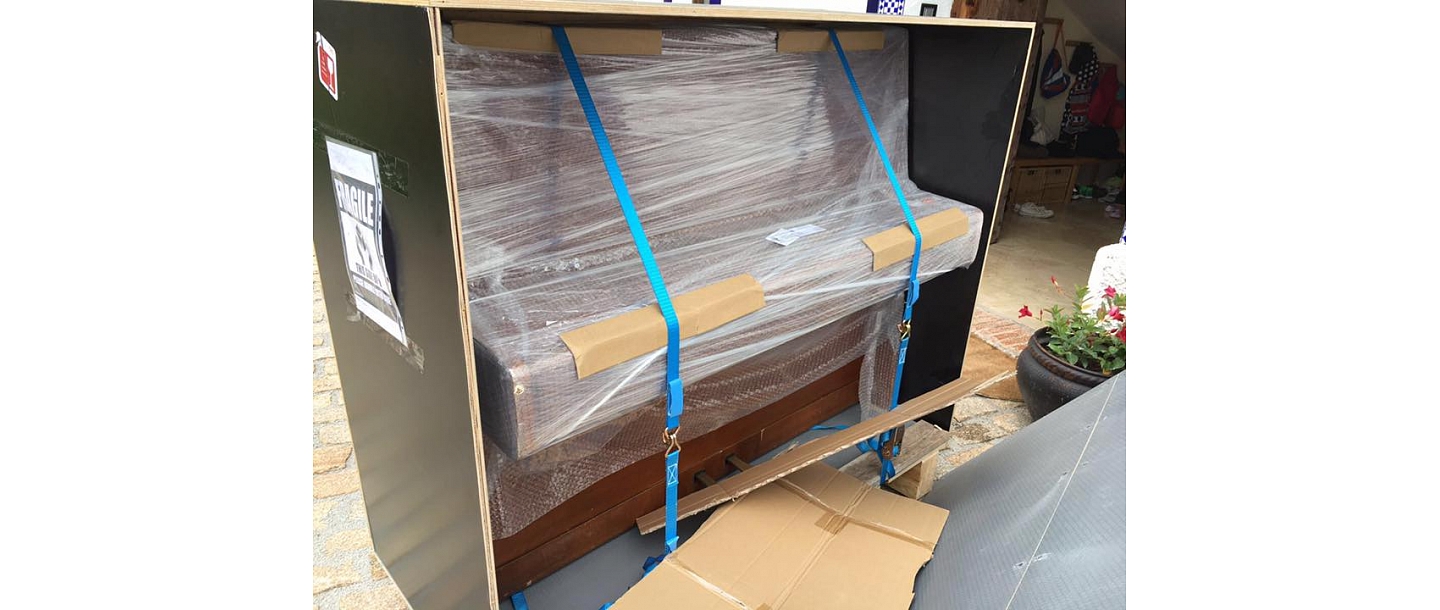 KURJERPASTA PAKOŠANA