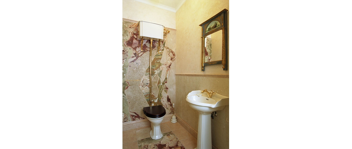 Мрамор Breccia Pontificia