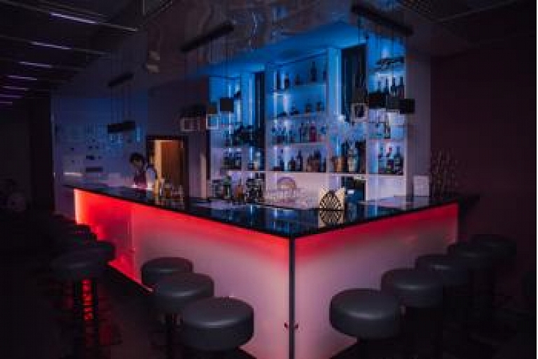 Night club "Lagoon"