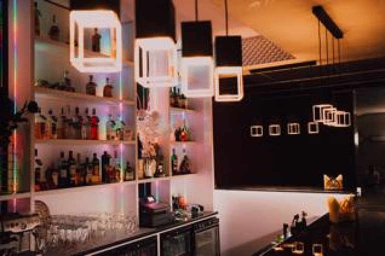 Night club "Lagoon"