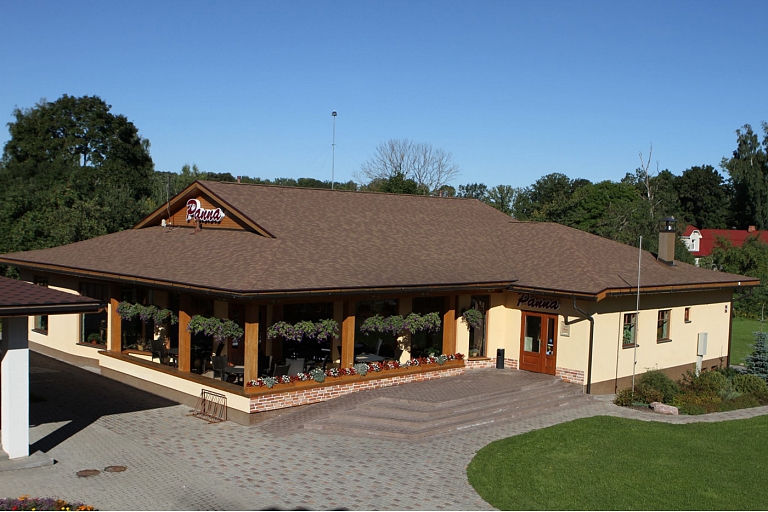Pan, fast service cafe in Lielvārde