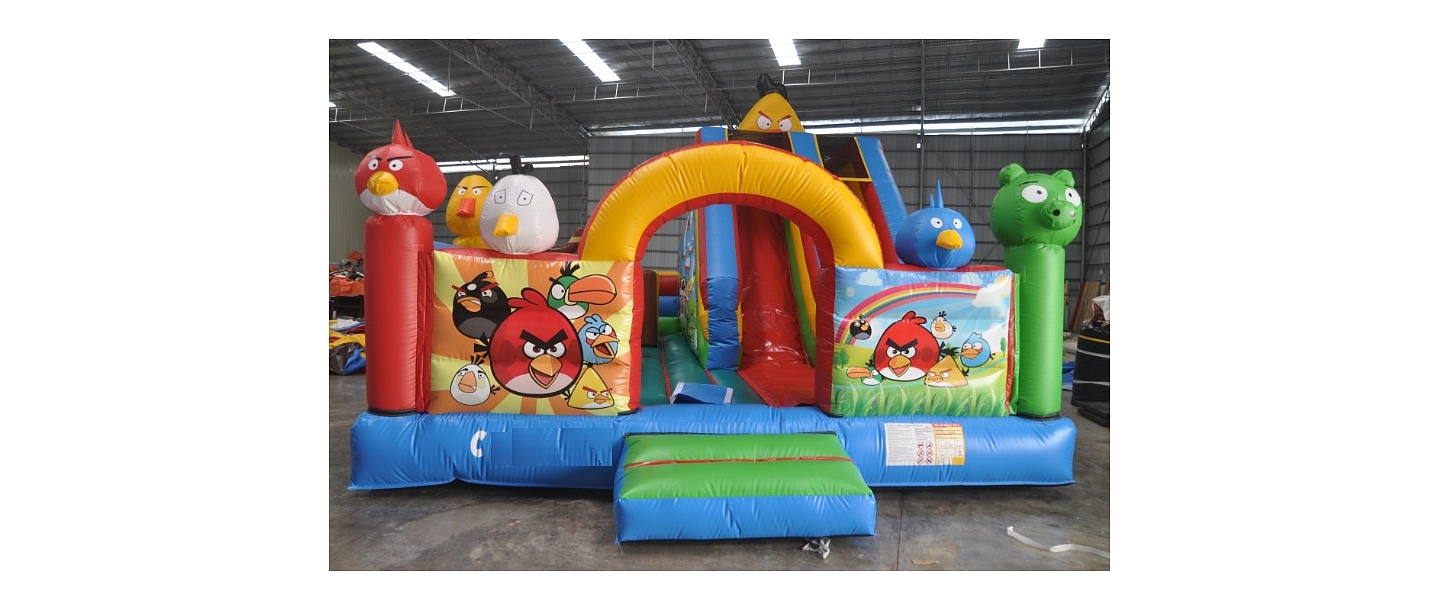 Piepūšamo atrakciju noma