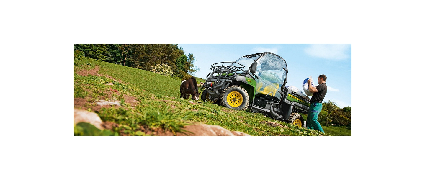 John Deere Gator