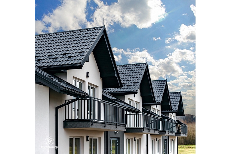 Roofs of different complexity, EROOF