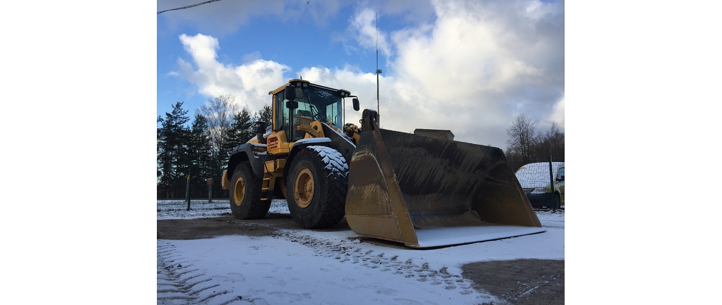 Smagās tehnikas noma