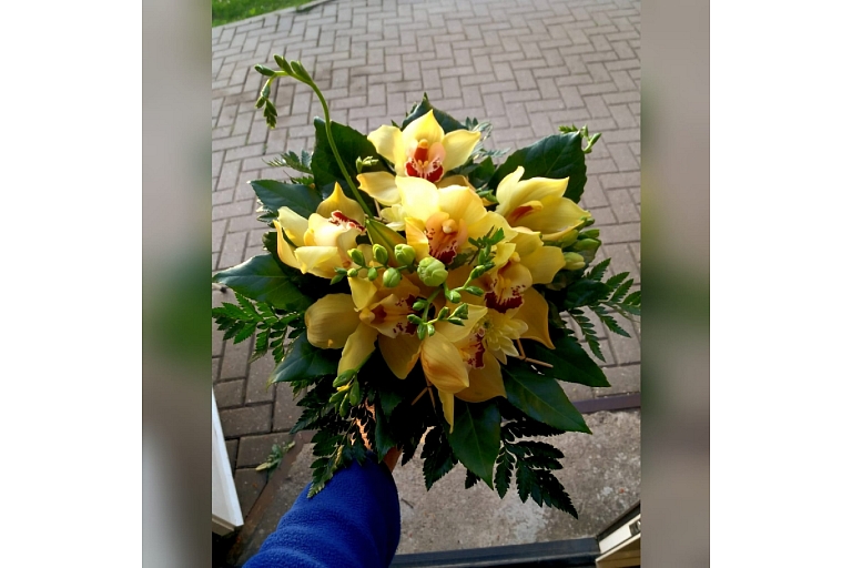Цветочный магазин в Тукумсе Golden Flower