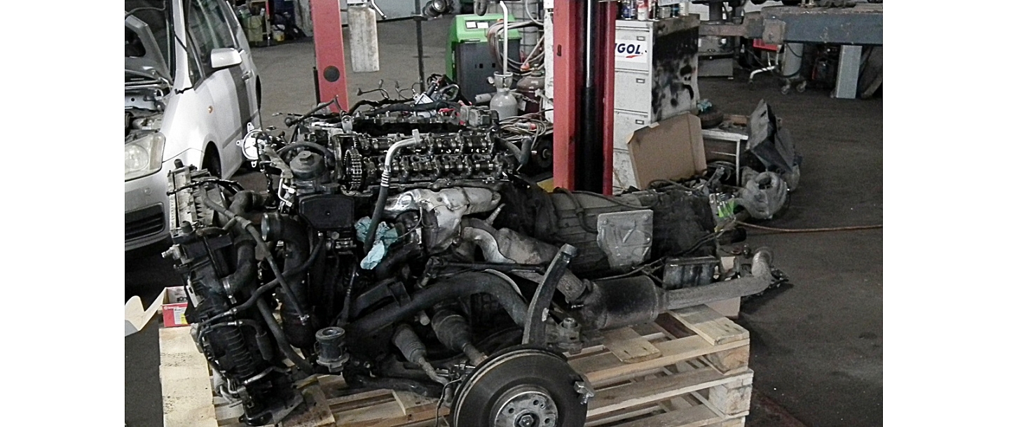 CAR ENGINE REPAIR IN PĀVNIEKI