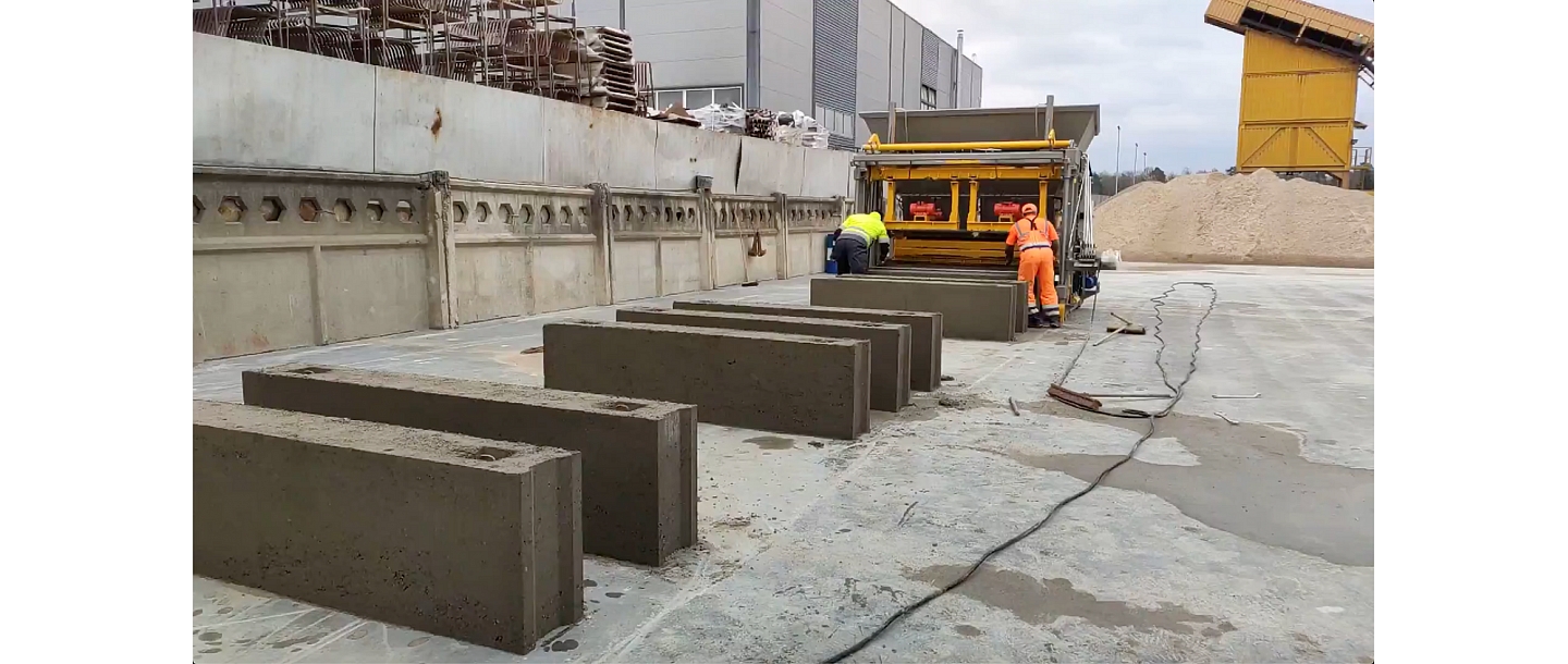manufacture of concrete barriers