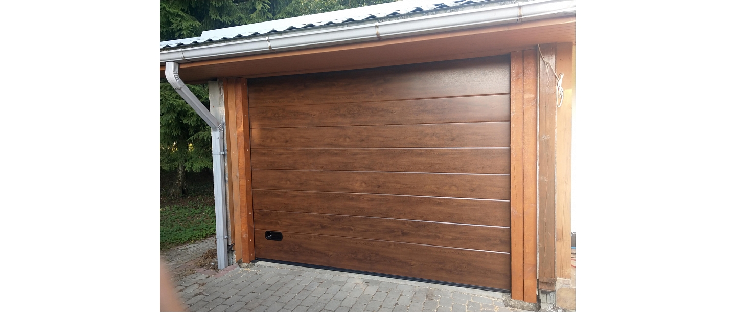 Gates for garage