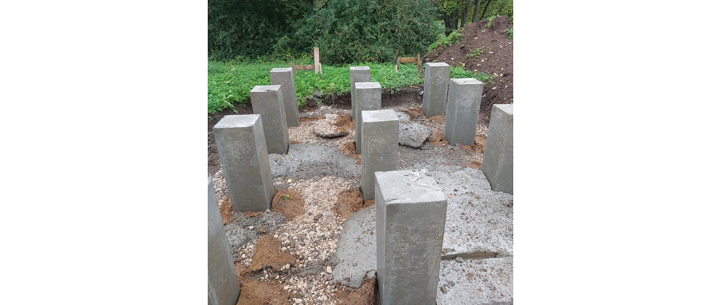 Foundation construction