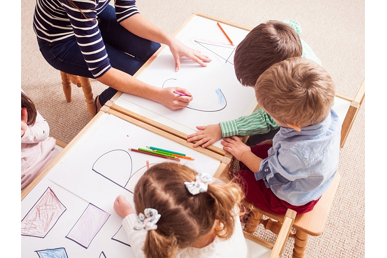 Speech therapy development classes for children