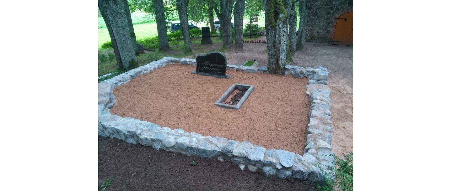 Края каменных могил