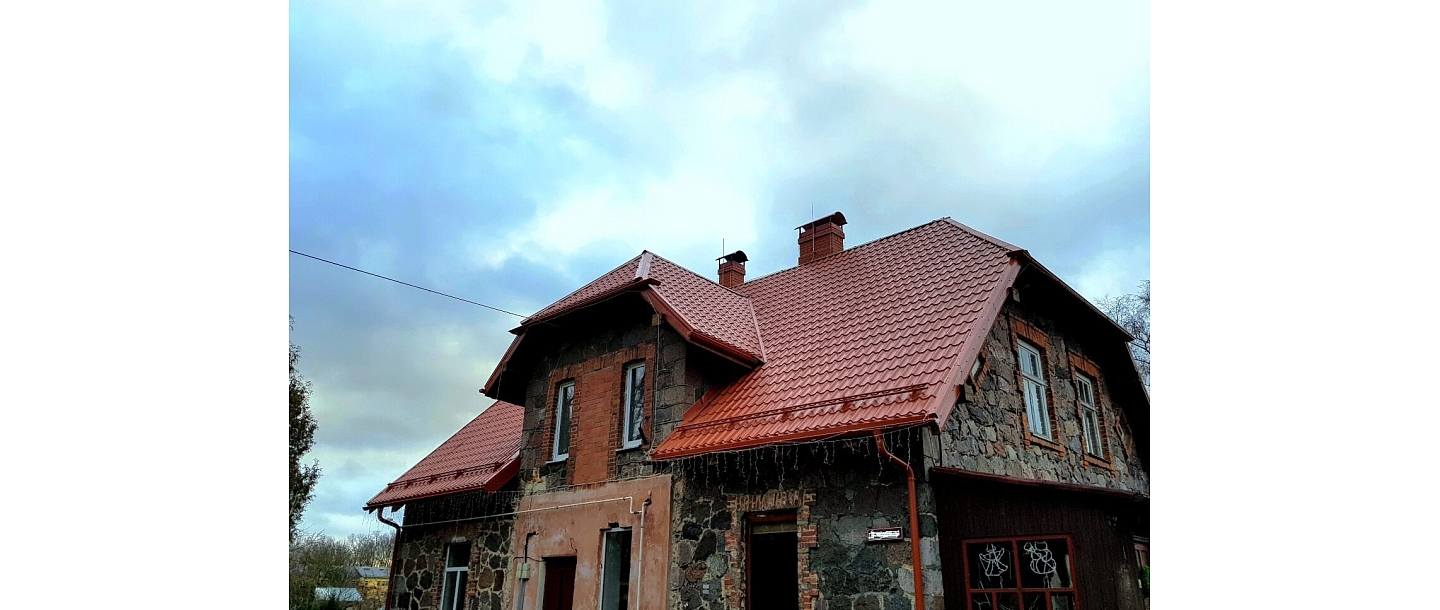 Roof works