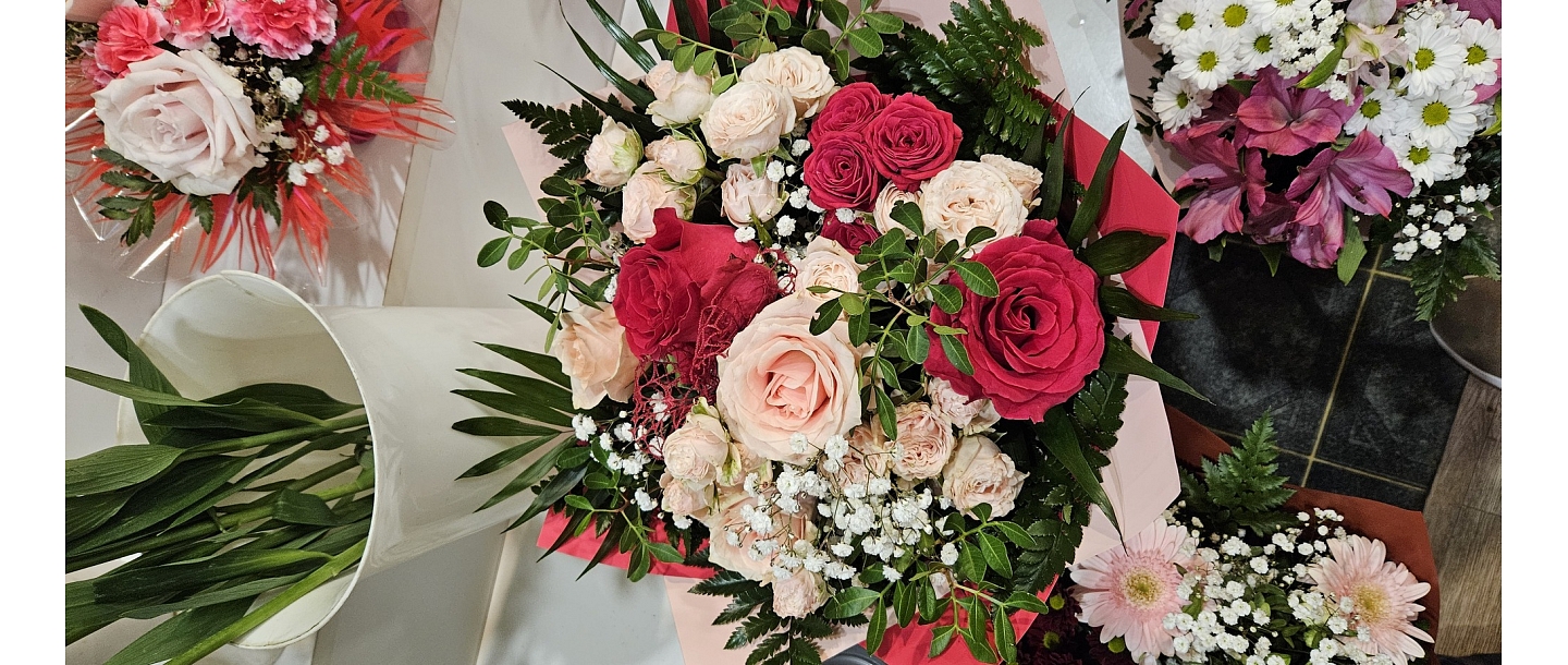 Dahlia, flower shop, flower bouquets