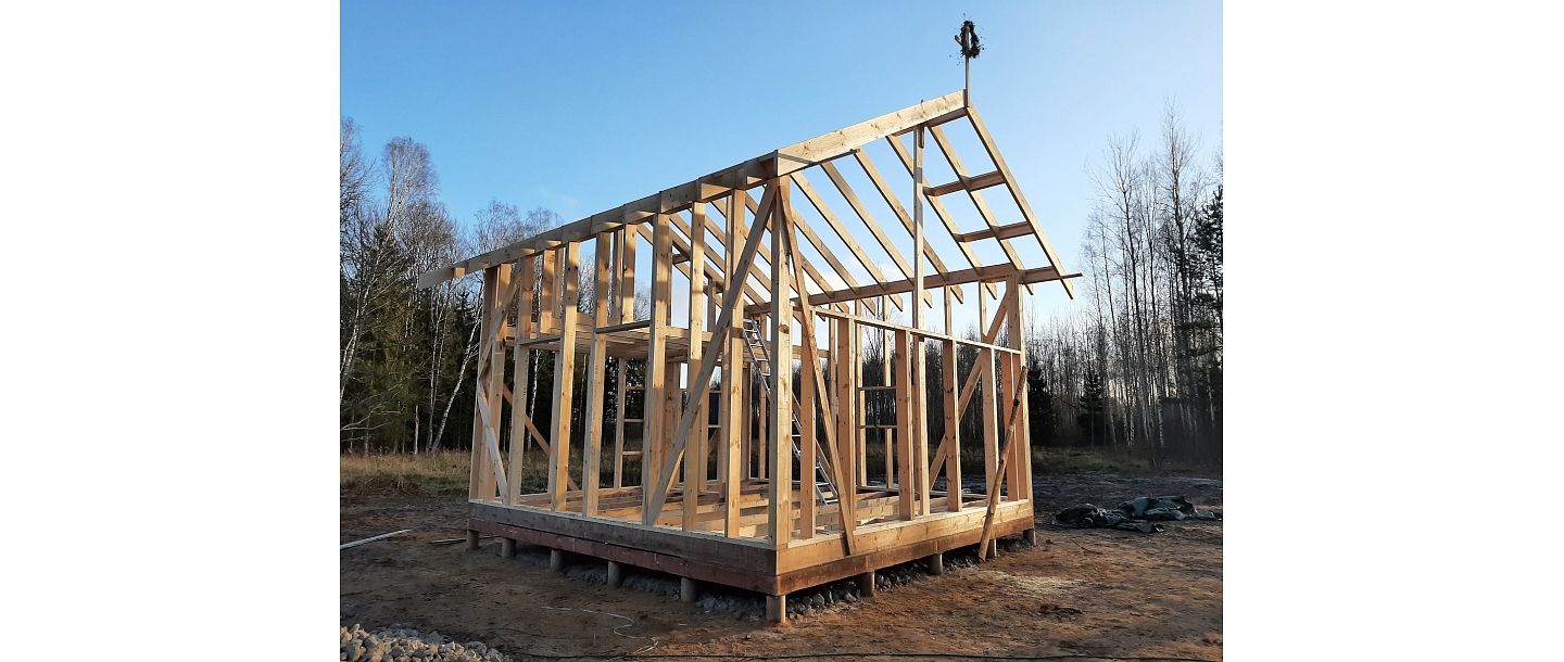 construction of wooden frame houses