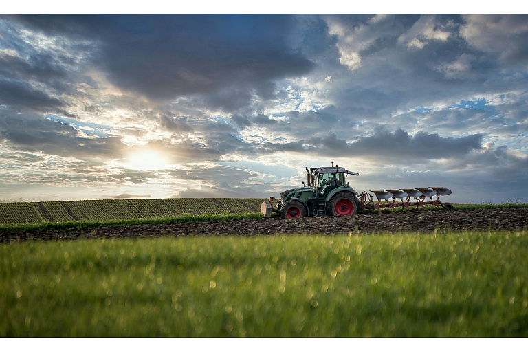 сельскохозяйственная техника