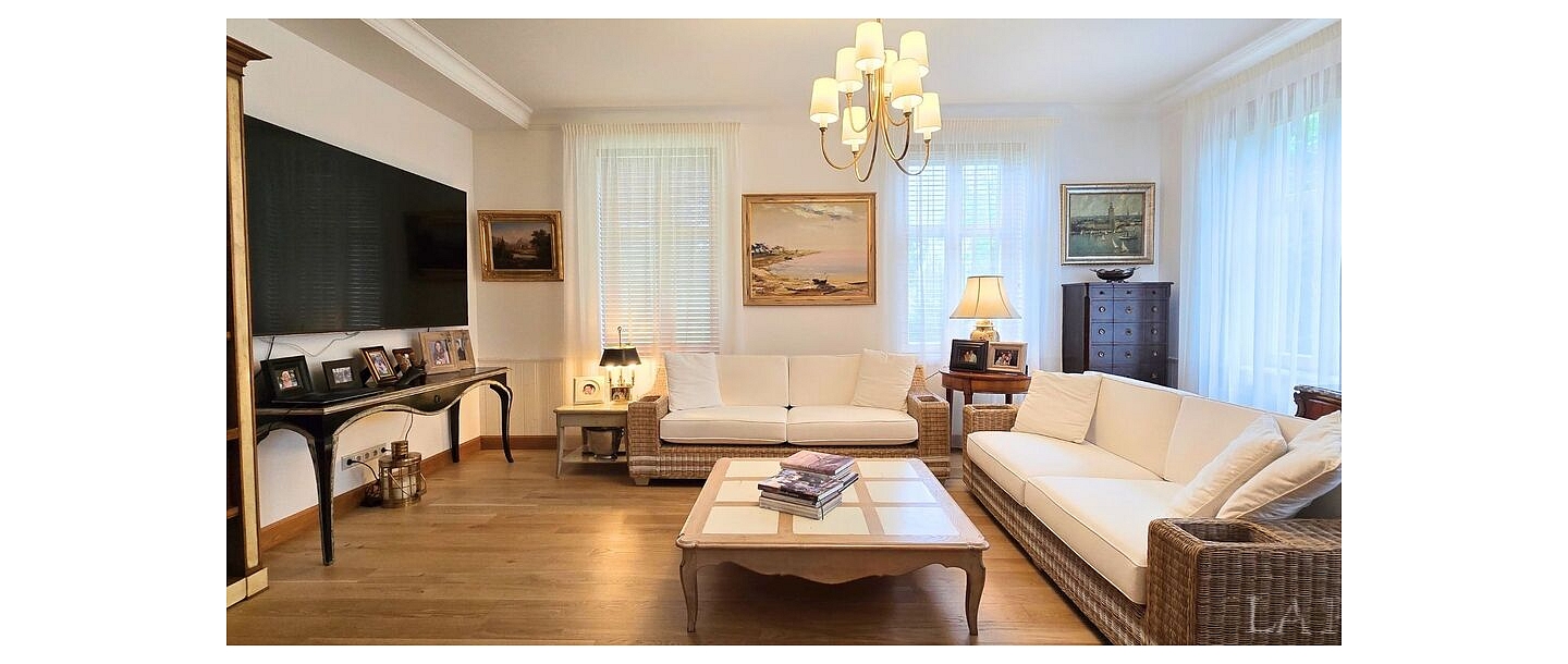 Гостиная частного дома в Юрмале