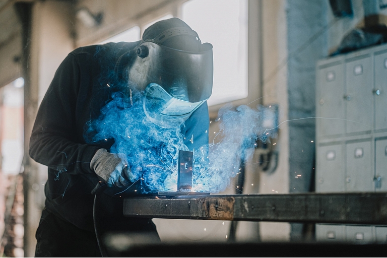 Development of individual metal construction projects