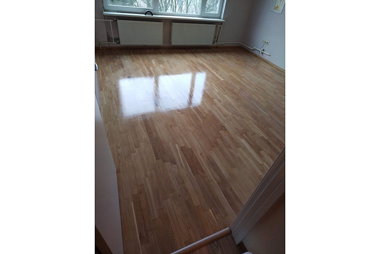 Parketa darbi Rīgā