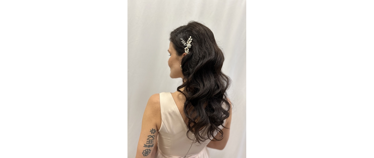 Women's haircut