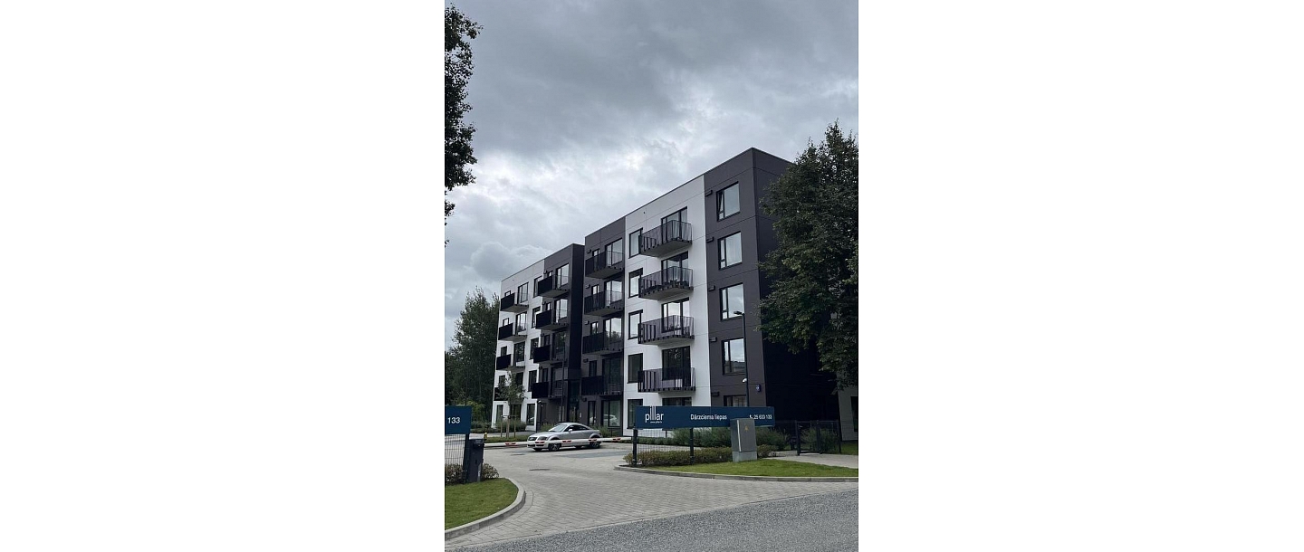 REHAU SYNEGO logi PILLAR mājās Franča Trasuna ielā, Ražotājs, A.V.U.