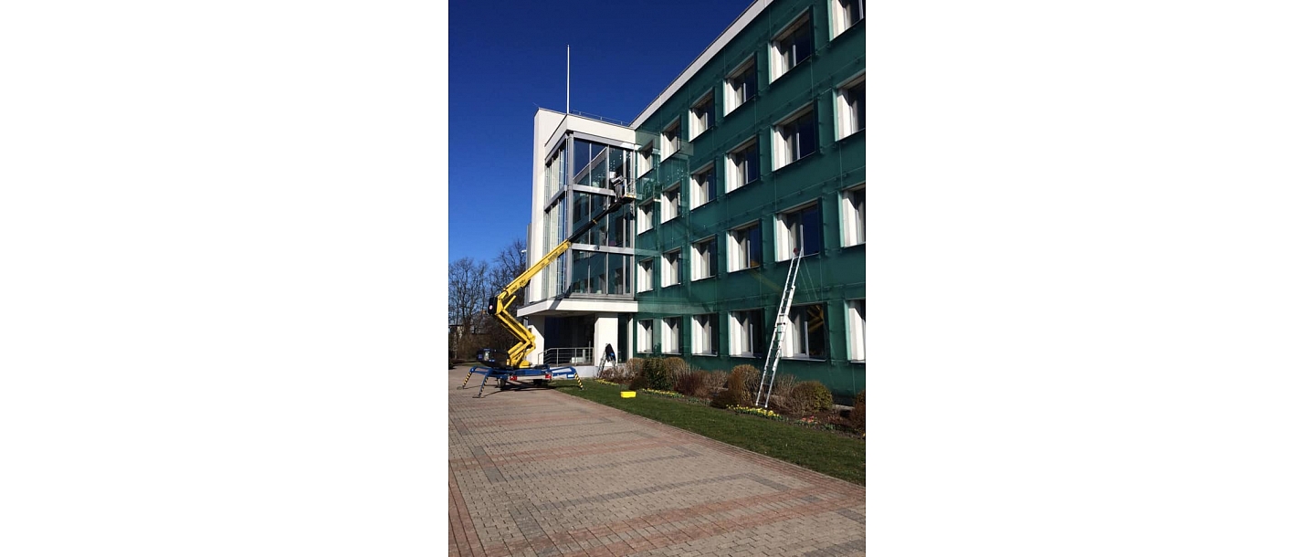 cleaning service for companies