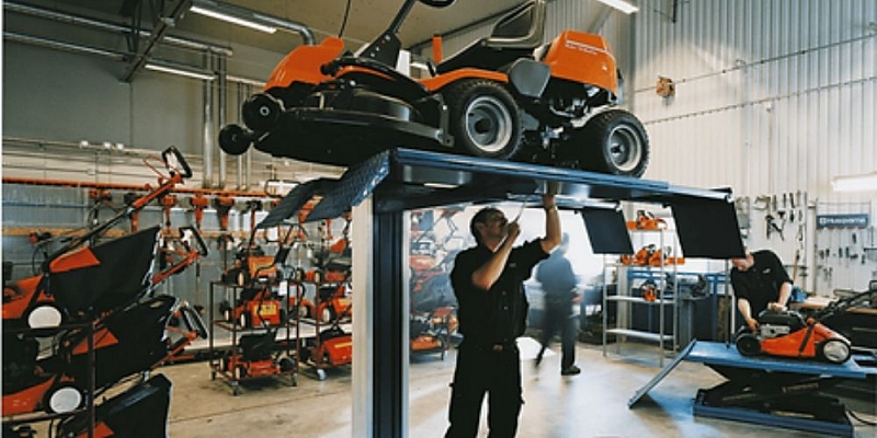 Forest machinery service