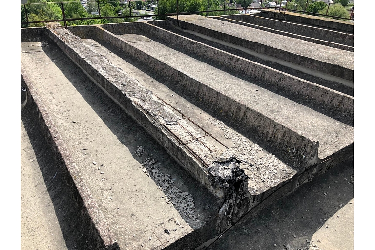 Roof before work