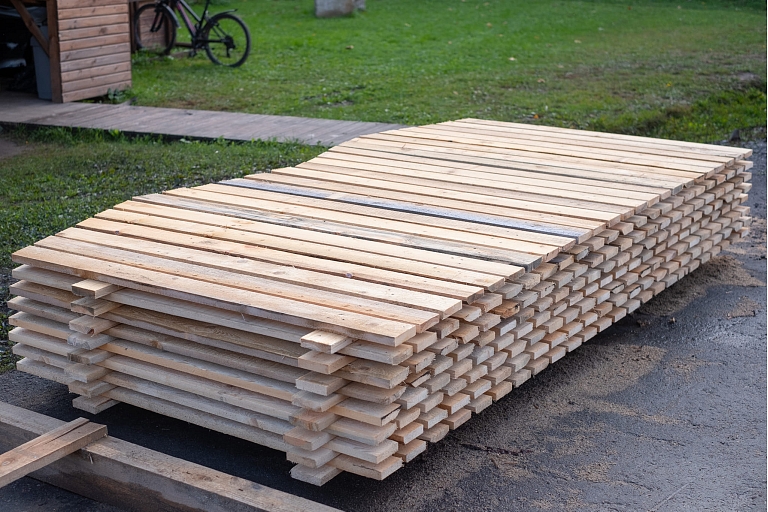 Finishing boards