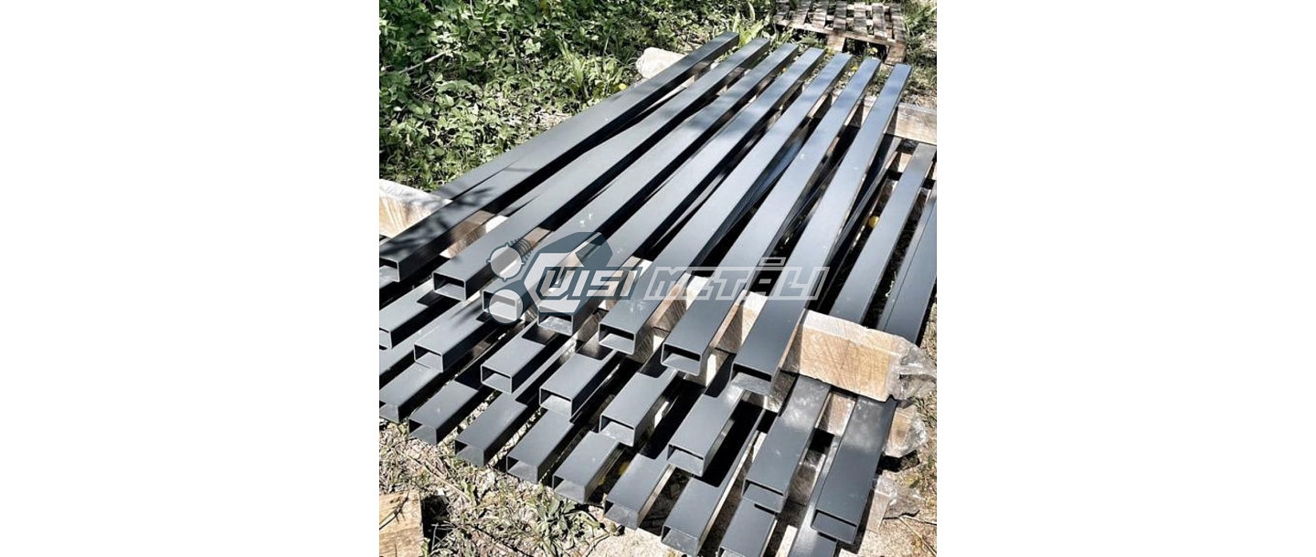 Metal products trade