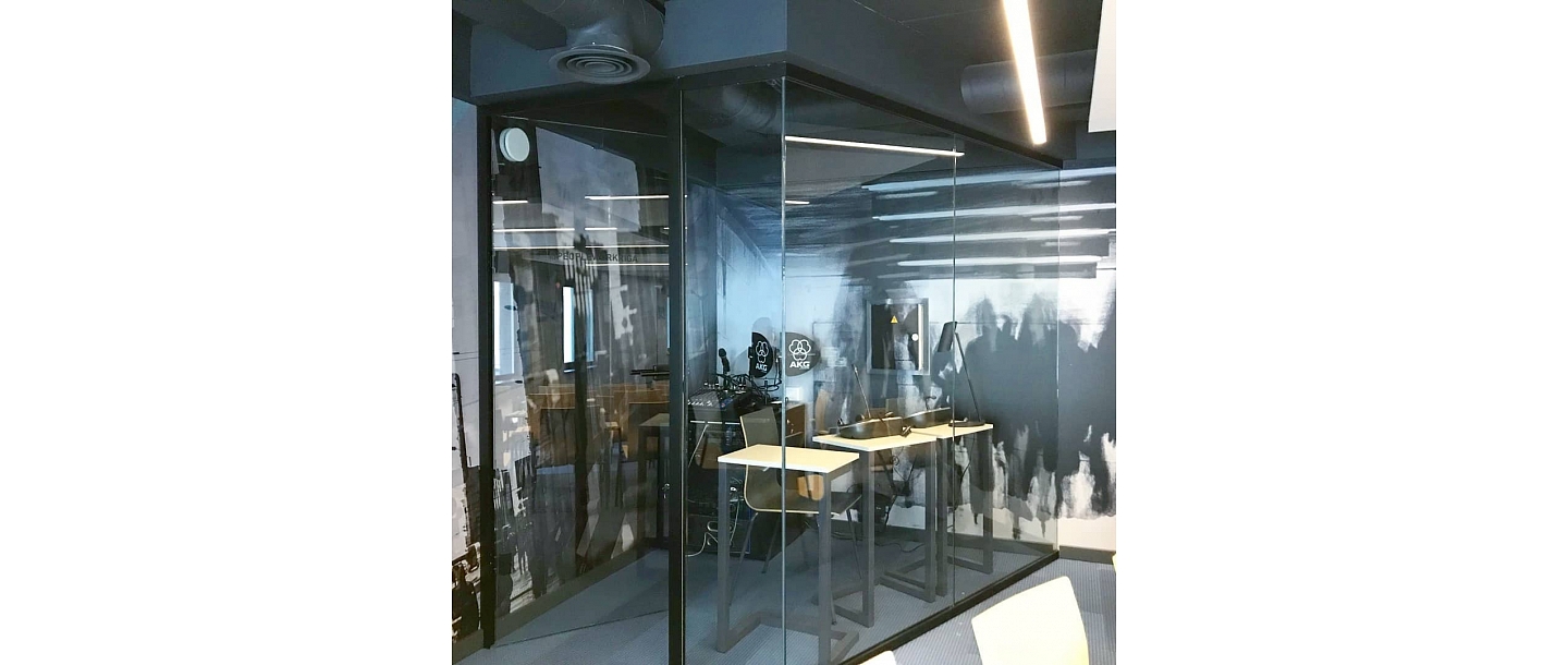 superstikls.lv, LTD JA stikls 