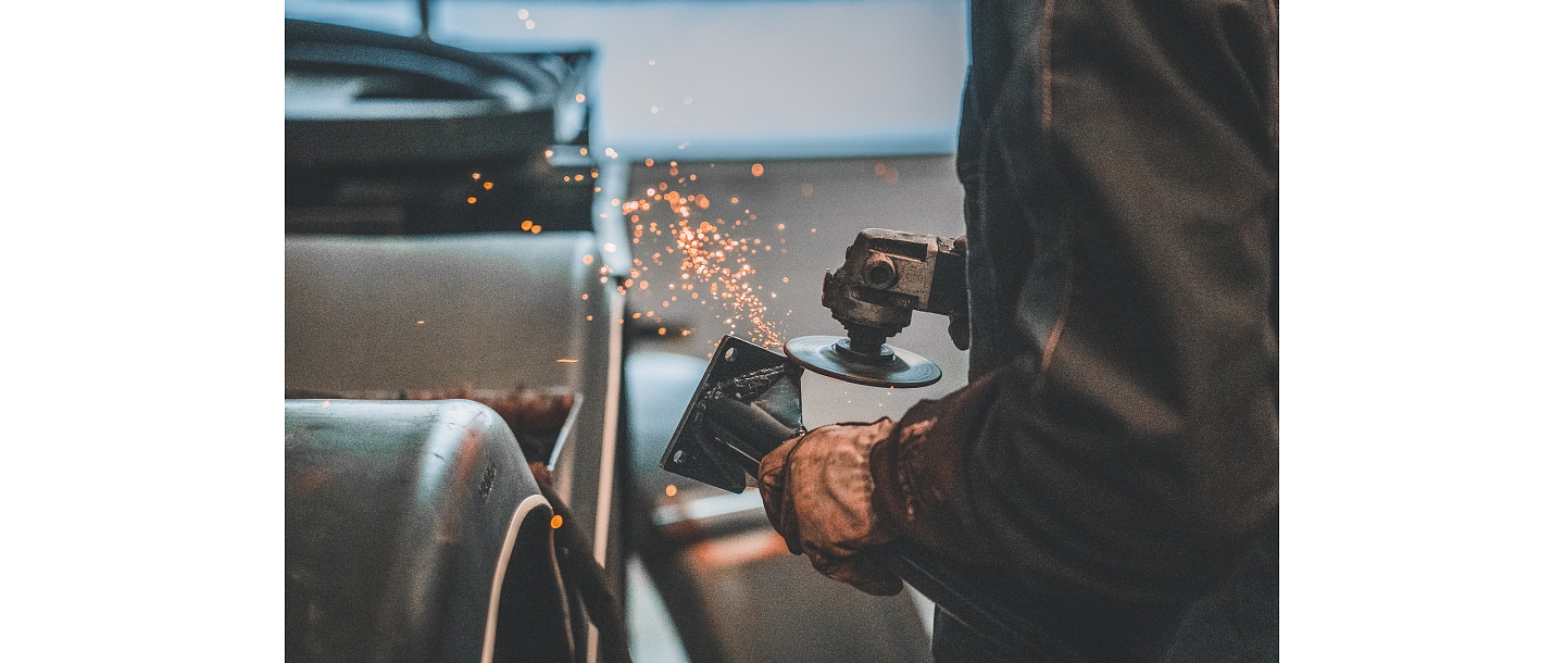 Truck trailer spare parts and trailer repair