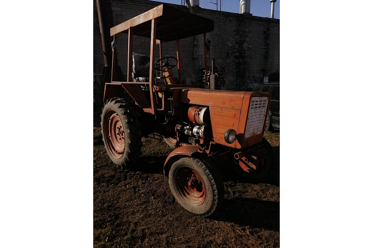 Repair of various types of tractor equipment